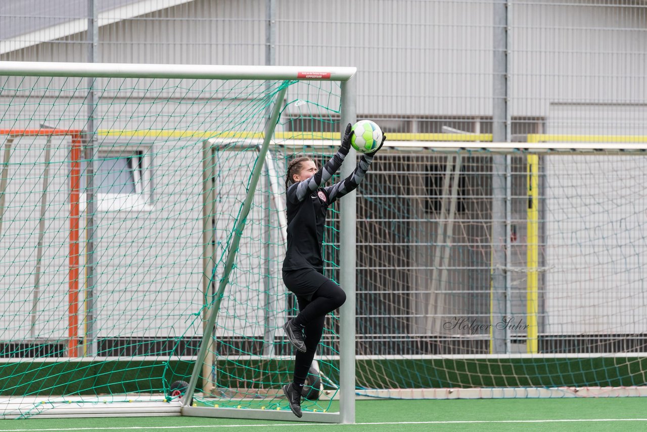 Bild 82 - wCJ VfL Pinneberg - Eimbuettler TV : Ergebnis: 1:1